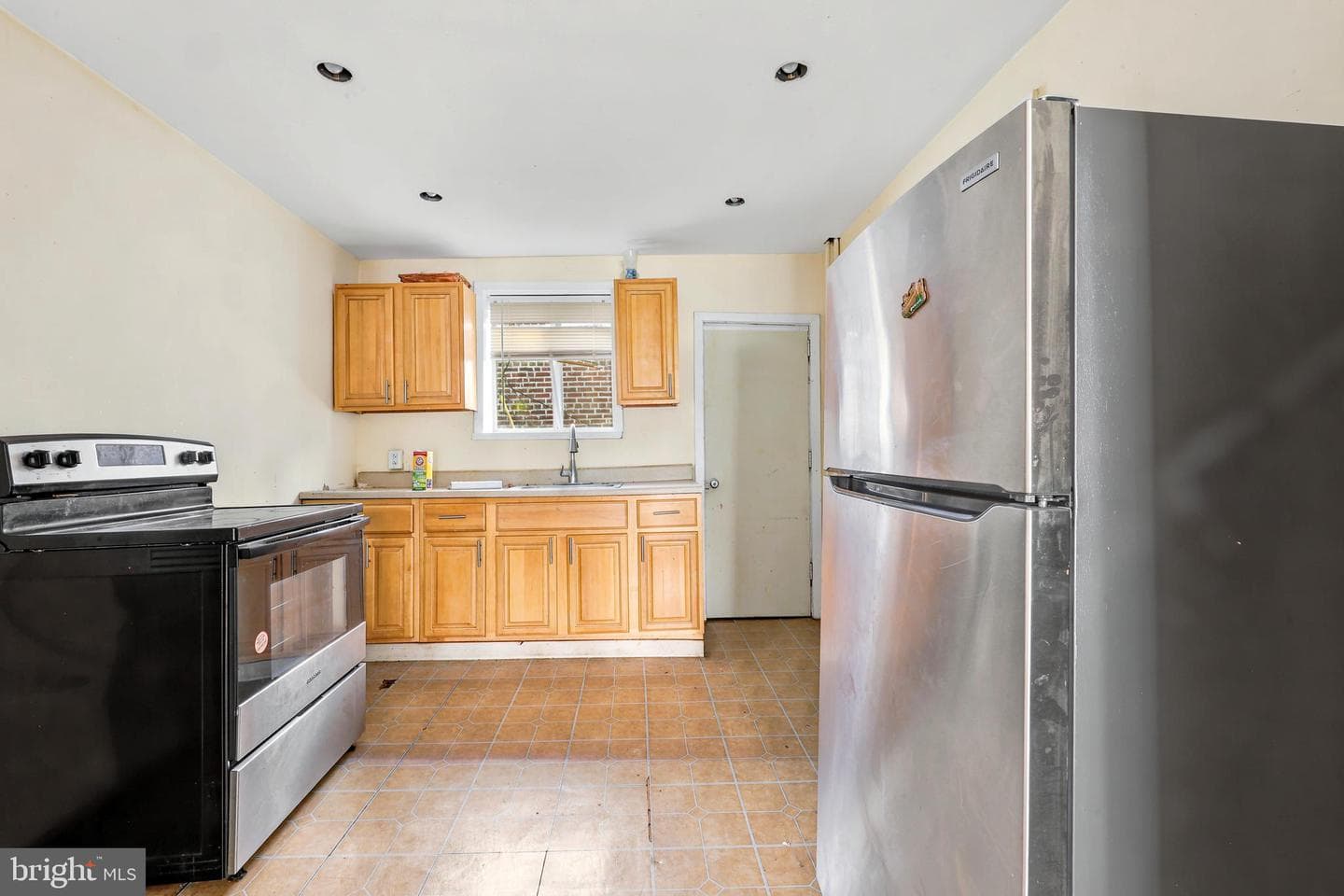 1804 S Taylor Street photo 8