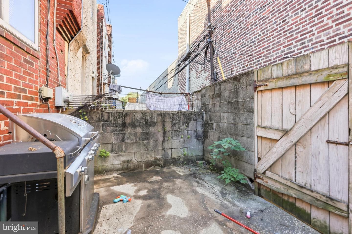 1804 S Taylor Street photo 9