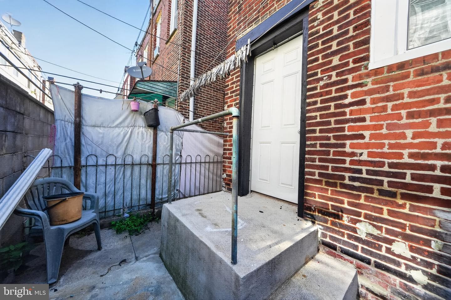 2220 S Croskey Street photo 25