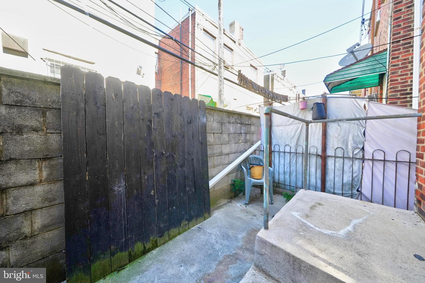 2220 S Croskey Street photo 26