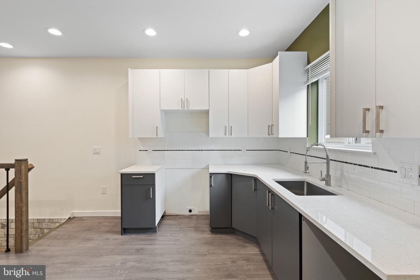 2035 N Orianna Street photo 14