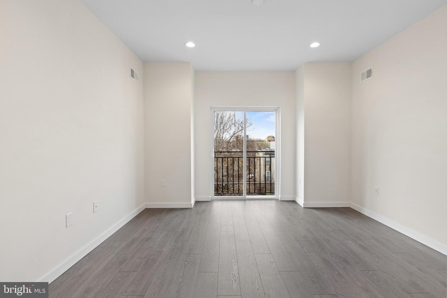 2035 N Orianna Street photo 20