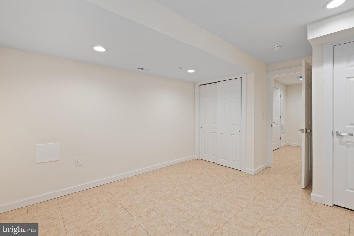 2035 N Orianna Street photo 43