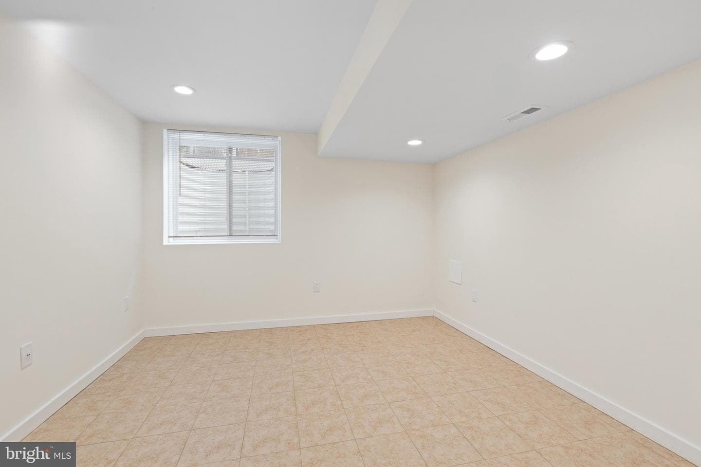 2035 N Orianna Street photo 44