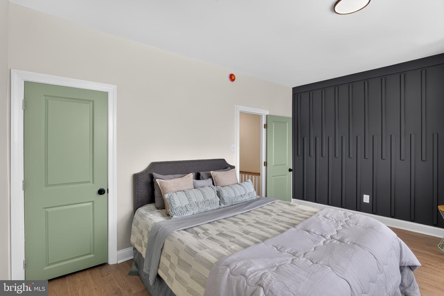 5741 Hunter Street photo 11