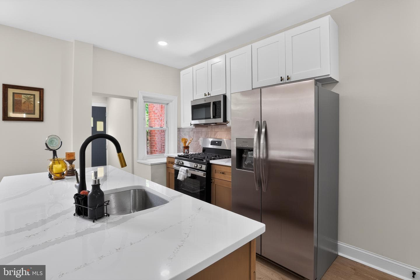 5741 Hunter Street photo 5