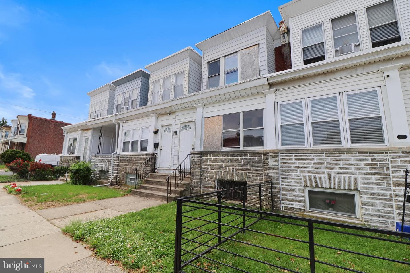 406 W Grange Avenue, Philadelphia