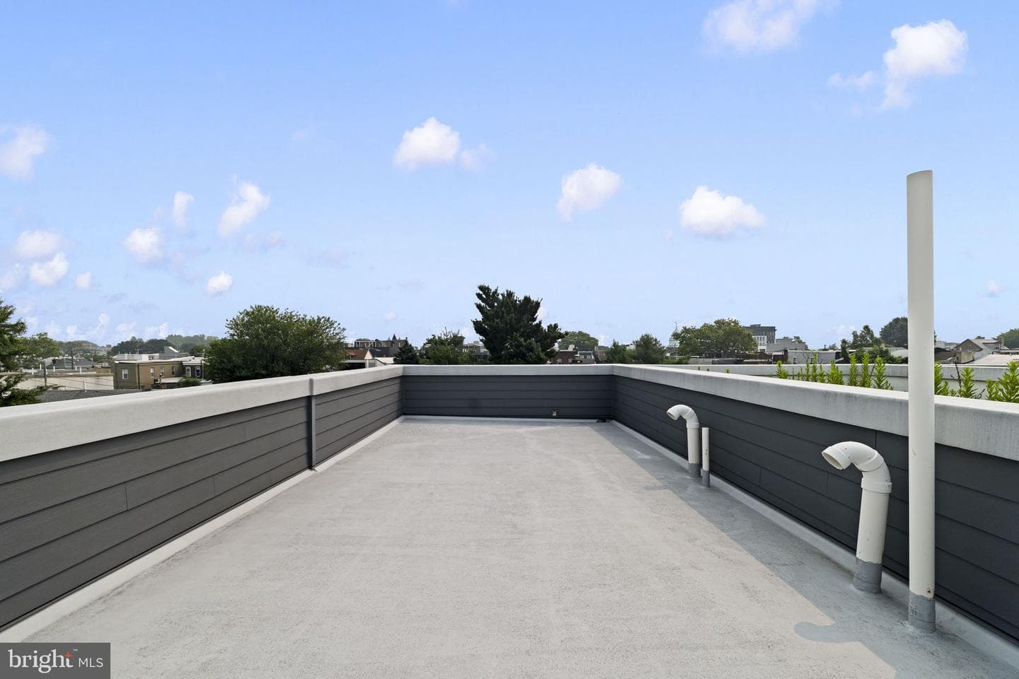 1220 Crease Street photo 45