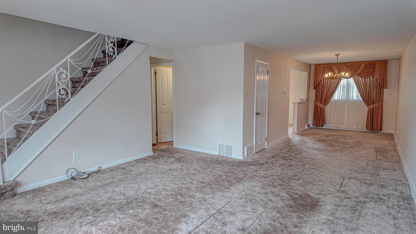 11718 Denman Road photo 6