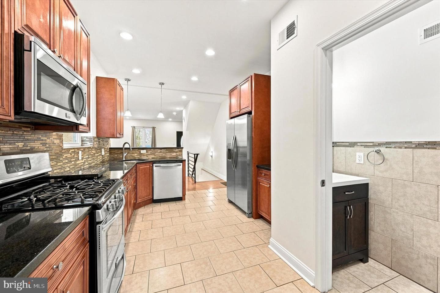 1027 S 50th Street photo 8