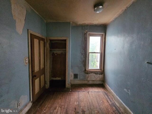 2310 N Gratz Street photo 9