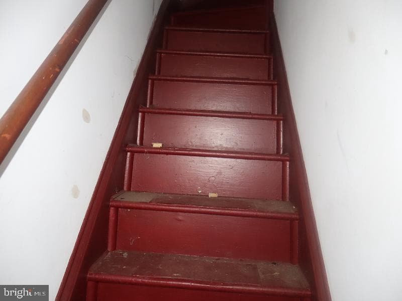 969 N Randolph Street photo 8