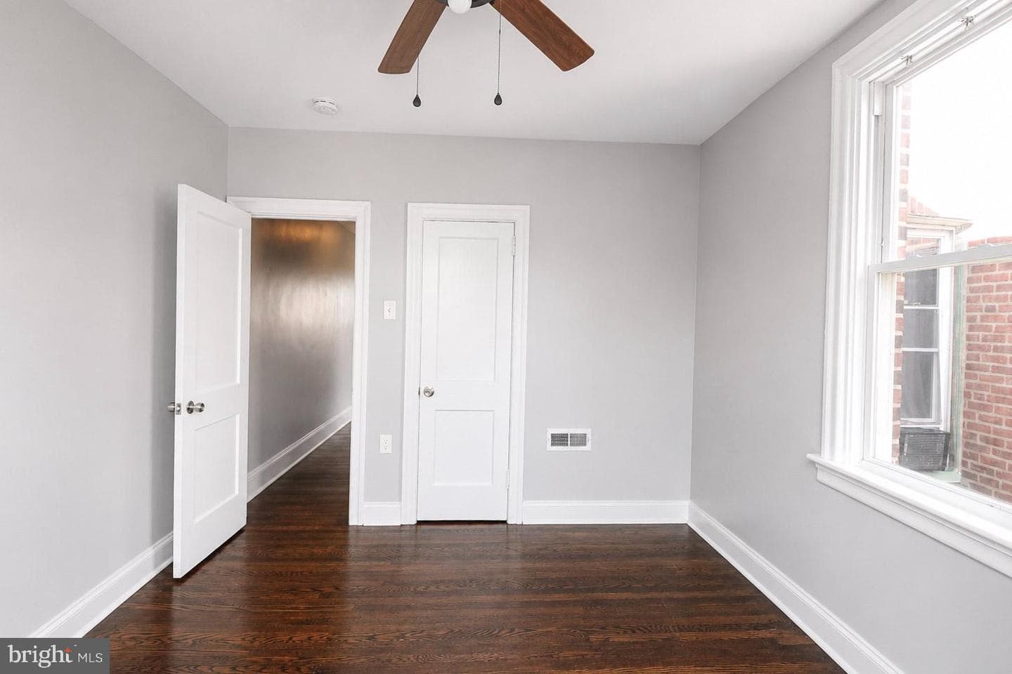 866 Anchor Street photo 20