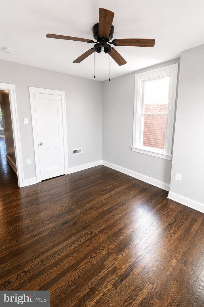 866 Anchor Street photo 21