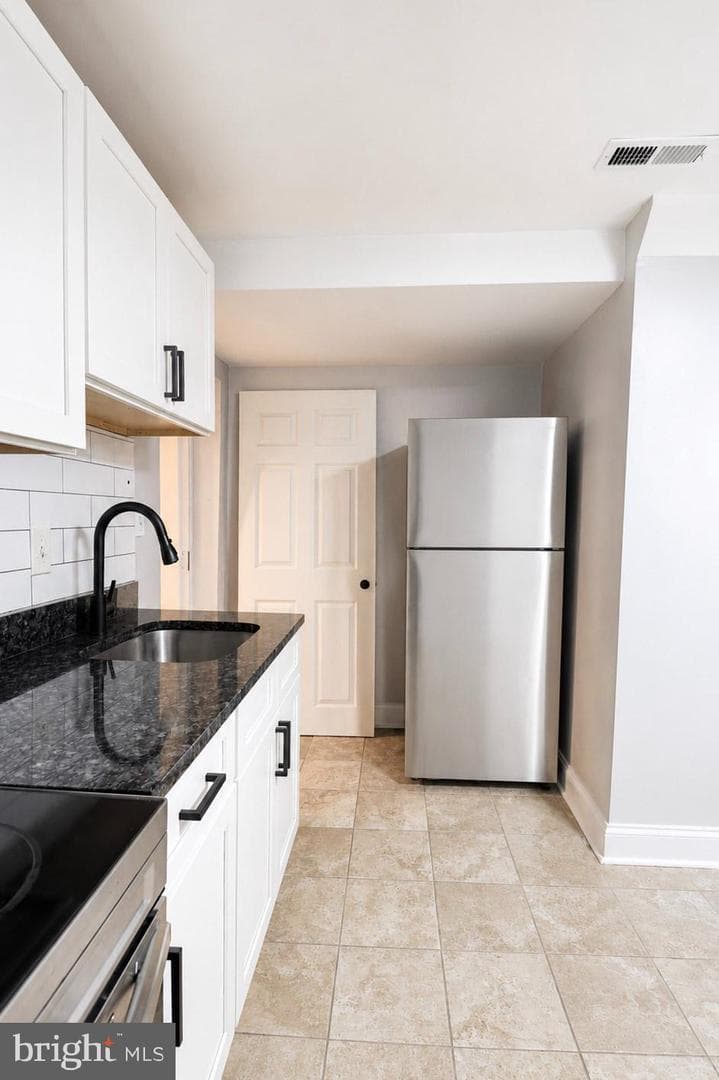 866 Anchor Street photo 40