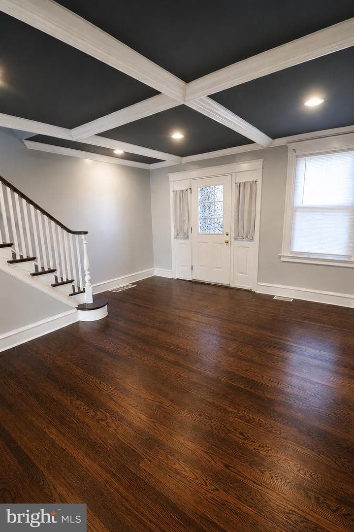 866 Anchor Street photo 9