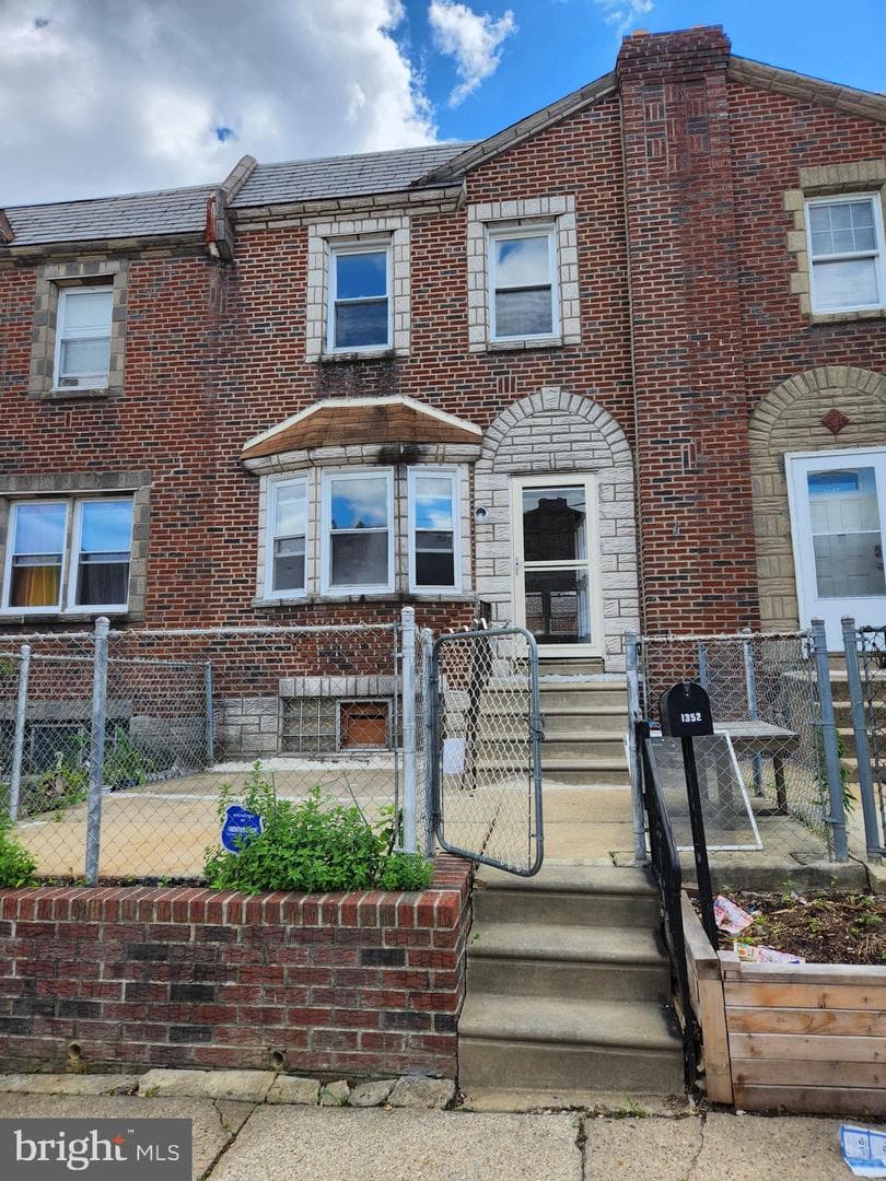 1352 Fanshawe Street, Philadelphia
