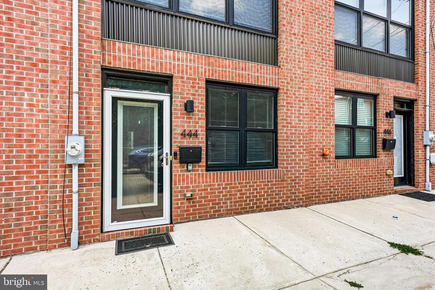 444 Kingsley Street, Philadelphia