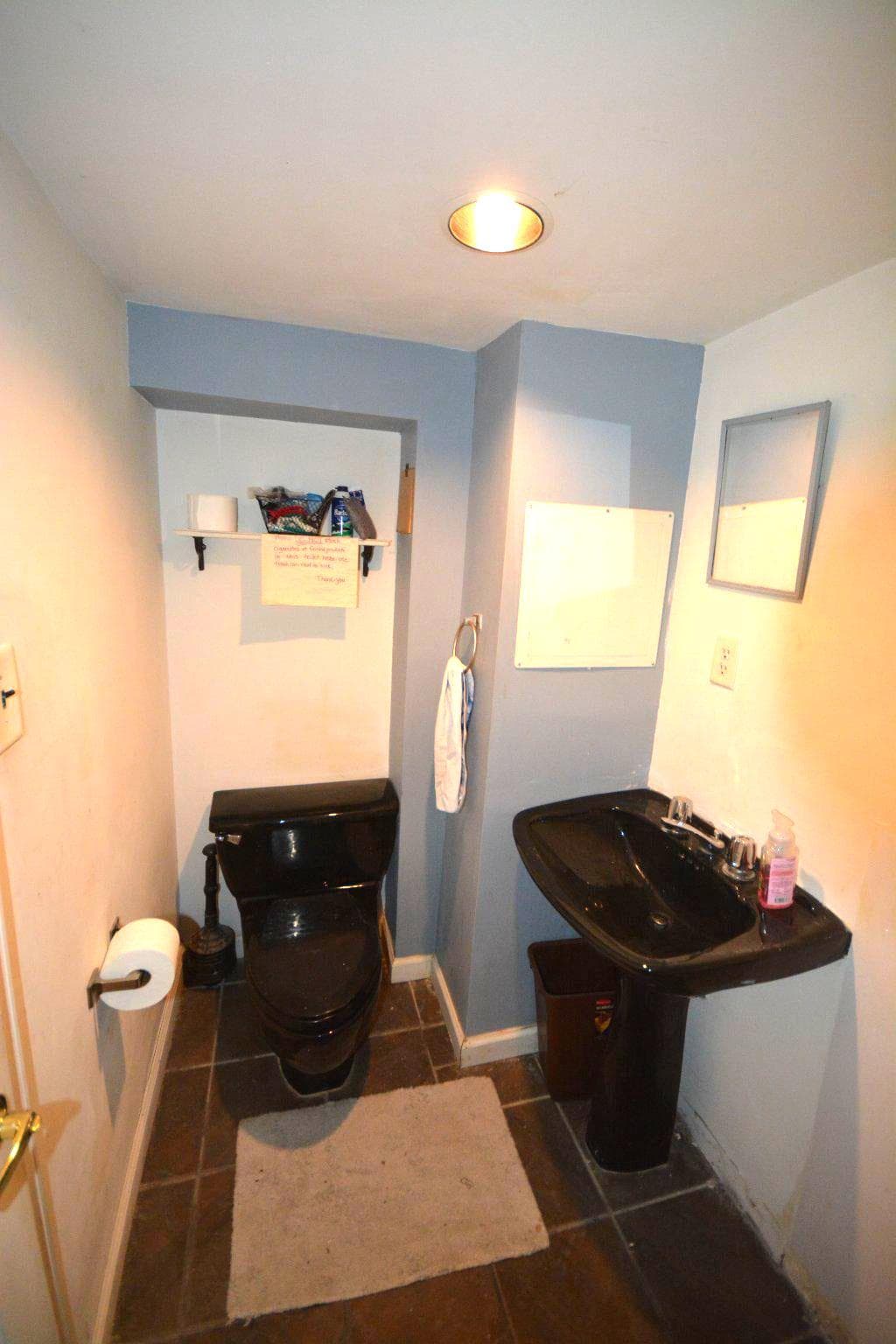 5923 Erdrick Street photo 21