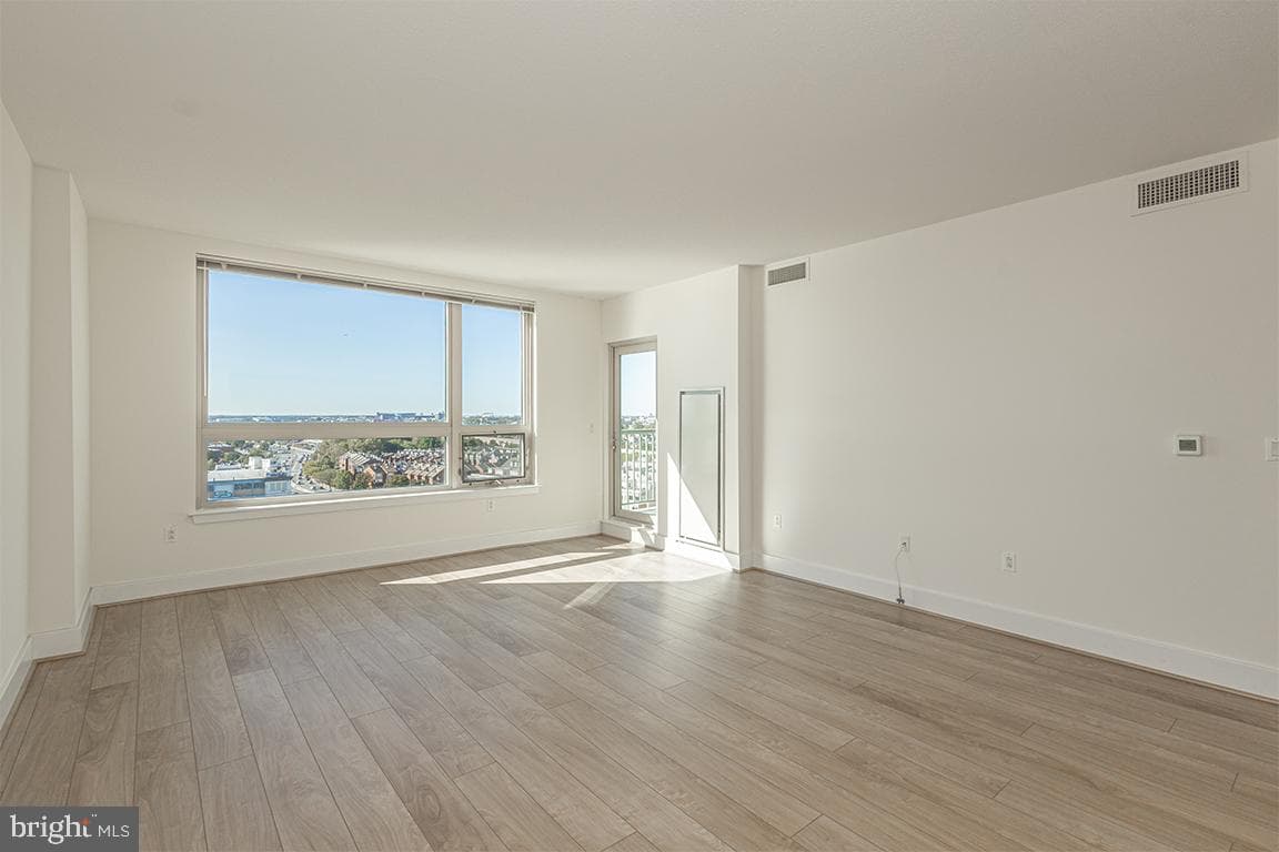 717 S Chris Columbus Boulevard #1509 photo 4