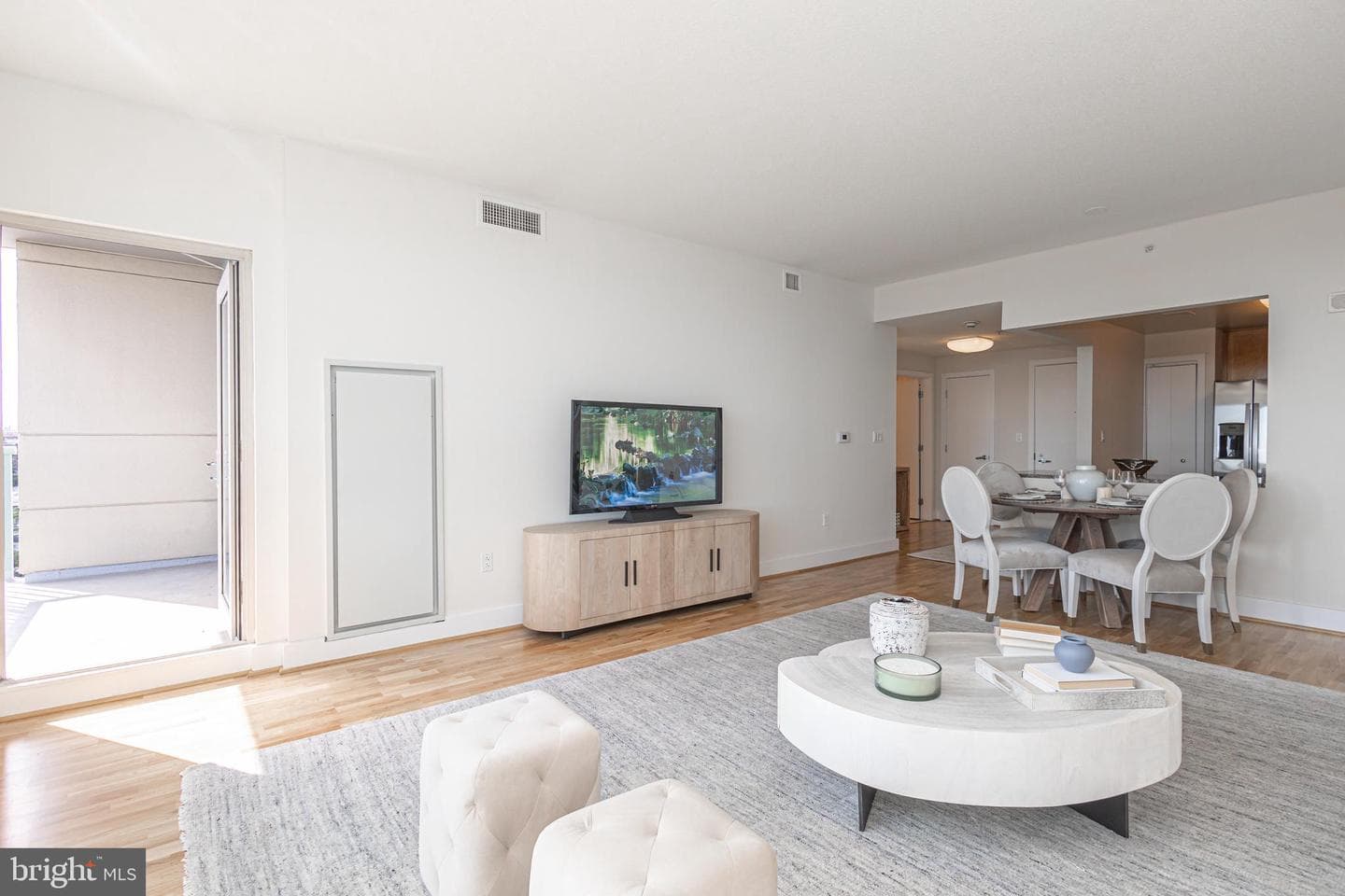 717 S Chris Columbus Boulevard #811 photo 9