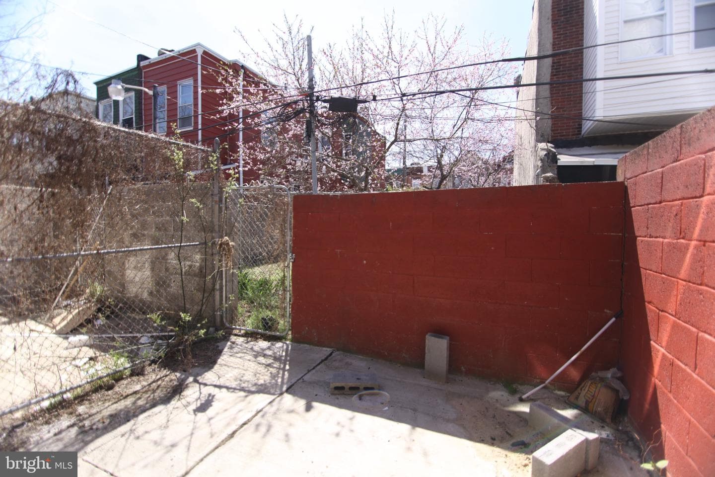 1530 W Fontain Street photo 11