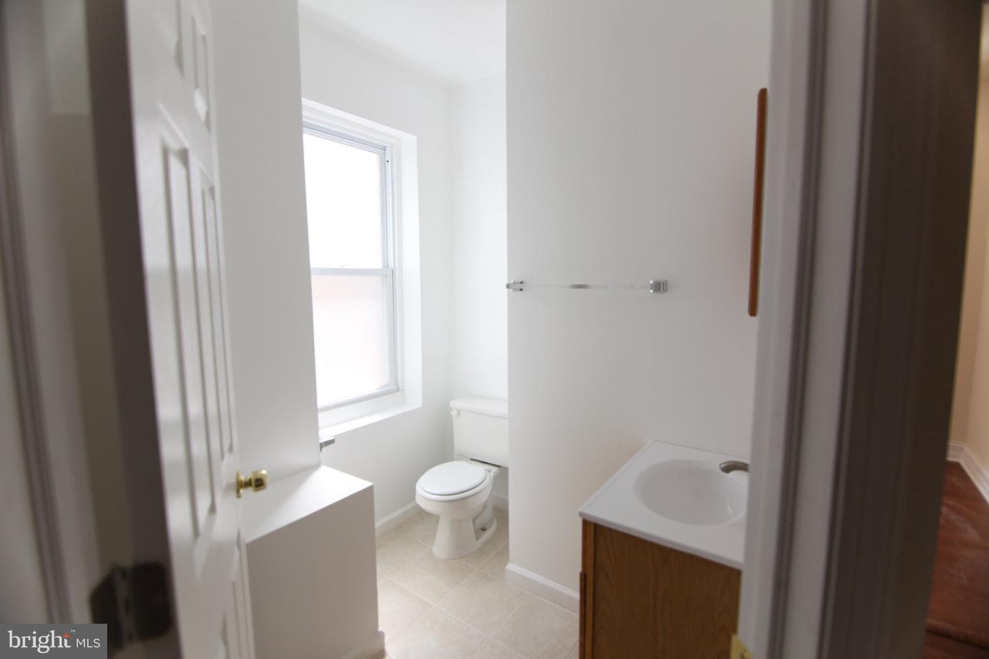 1530 W Fontain Street photo 7