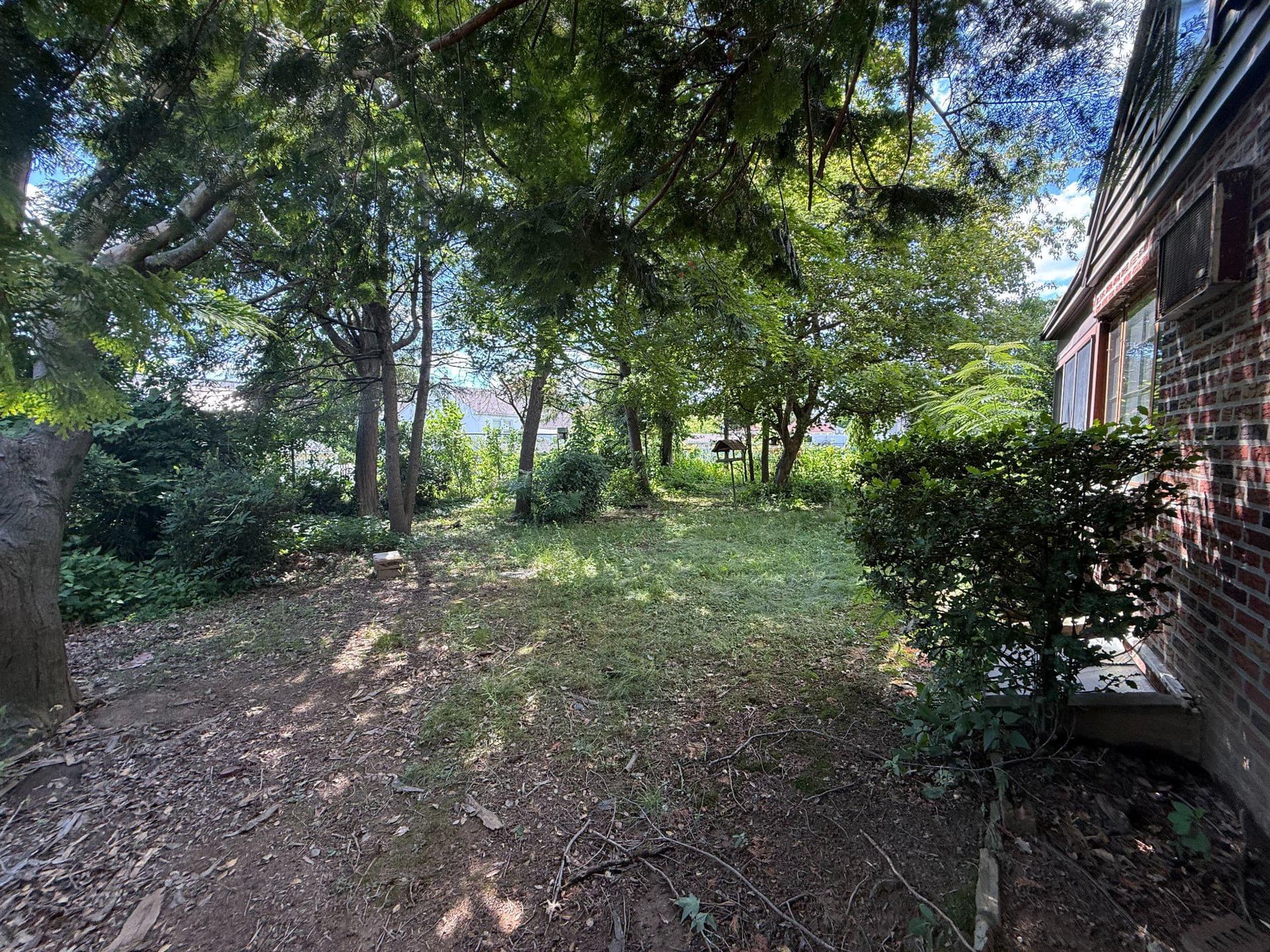 836 Strahle Street photo 16