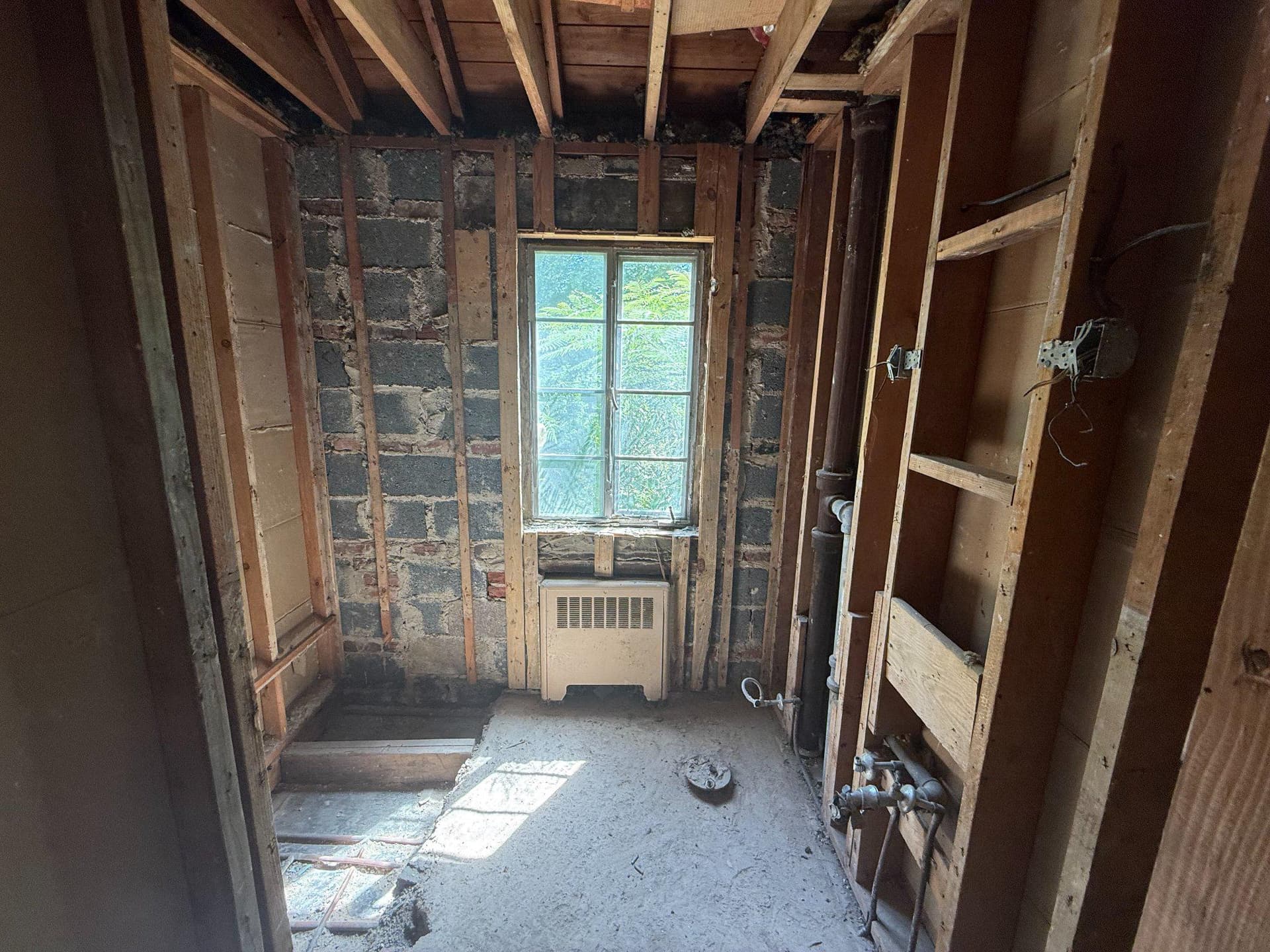 836 Strahle Street photo 6