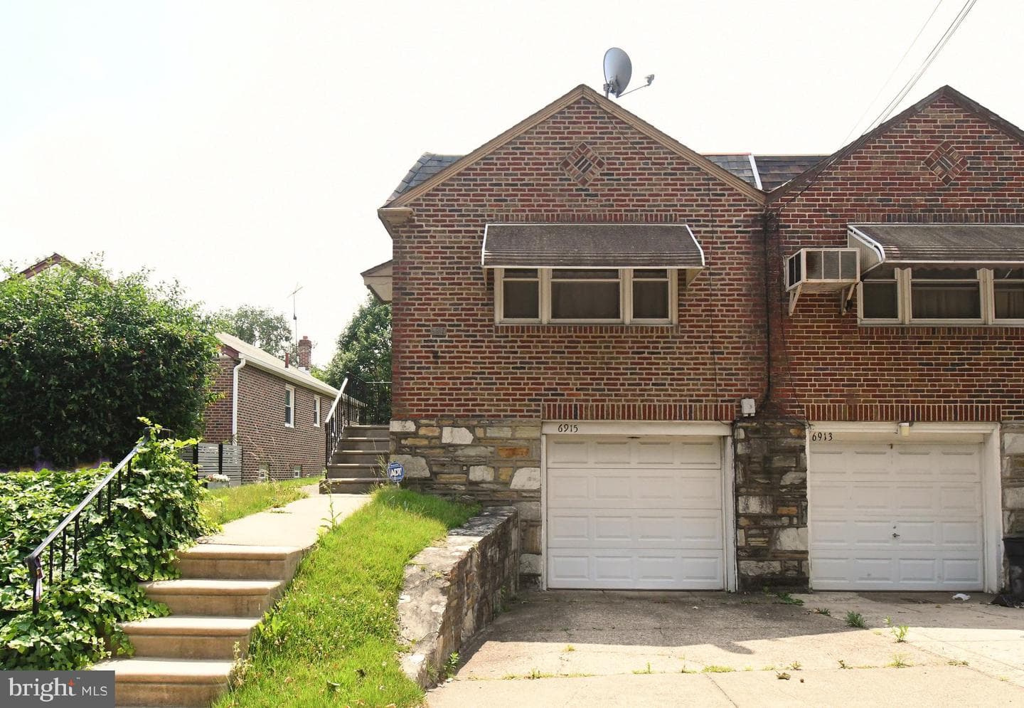 6915 Oakley Street, Philadelphia