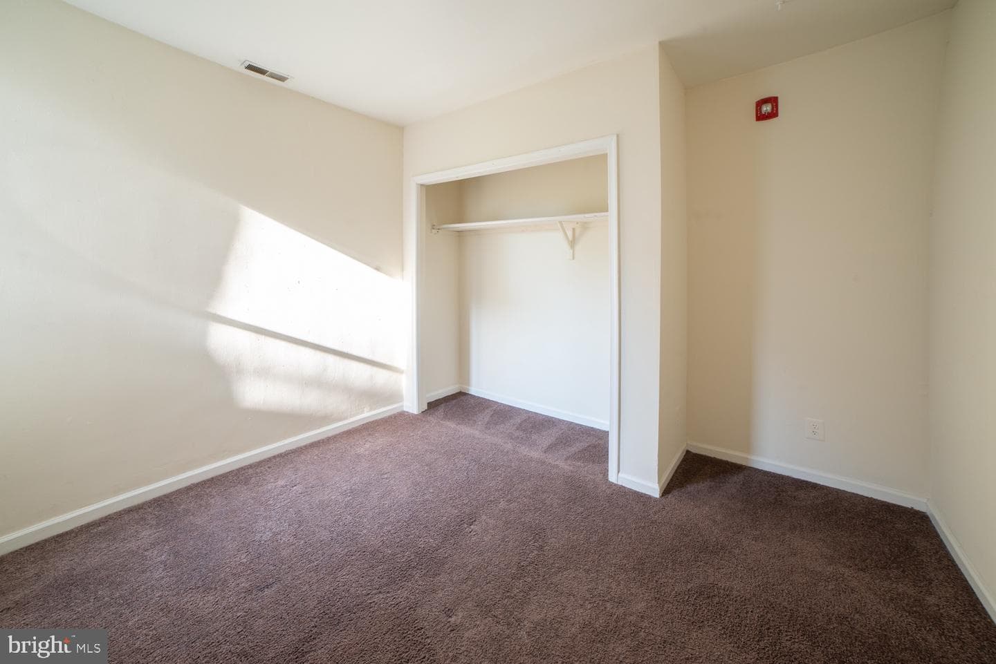 1850 N 16th Street photo 8