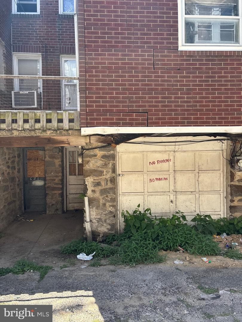 619 E Godfrey Avenue photo 4