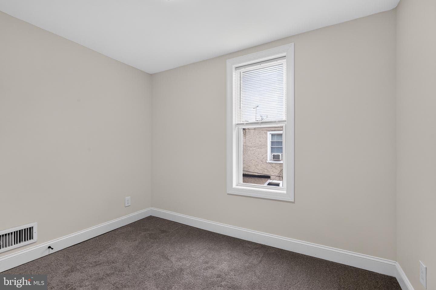659 N 55th Street photo 26