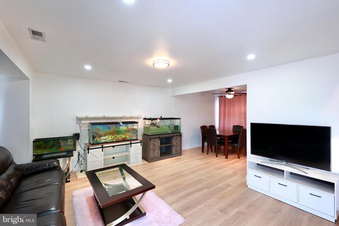 9947 Montour Street photo 14