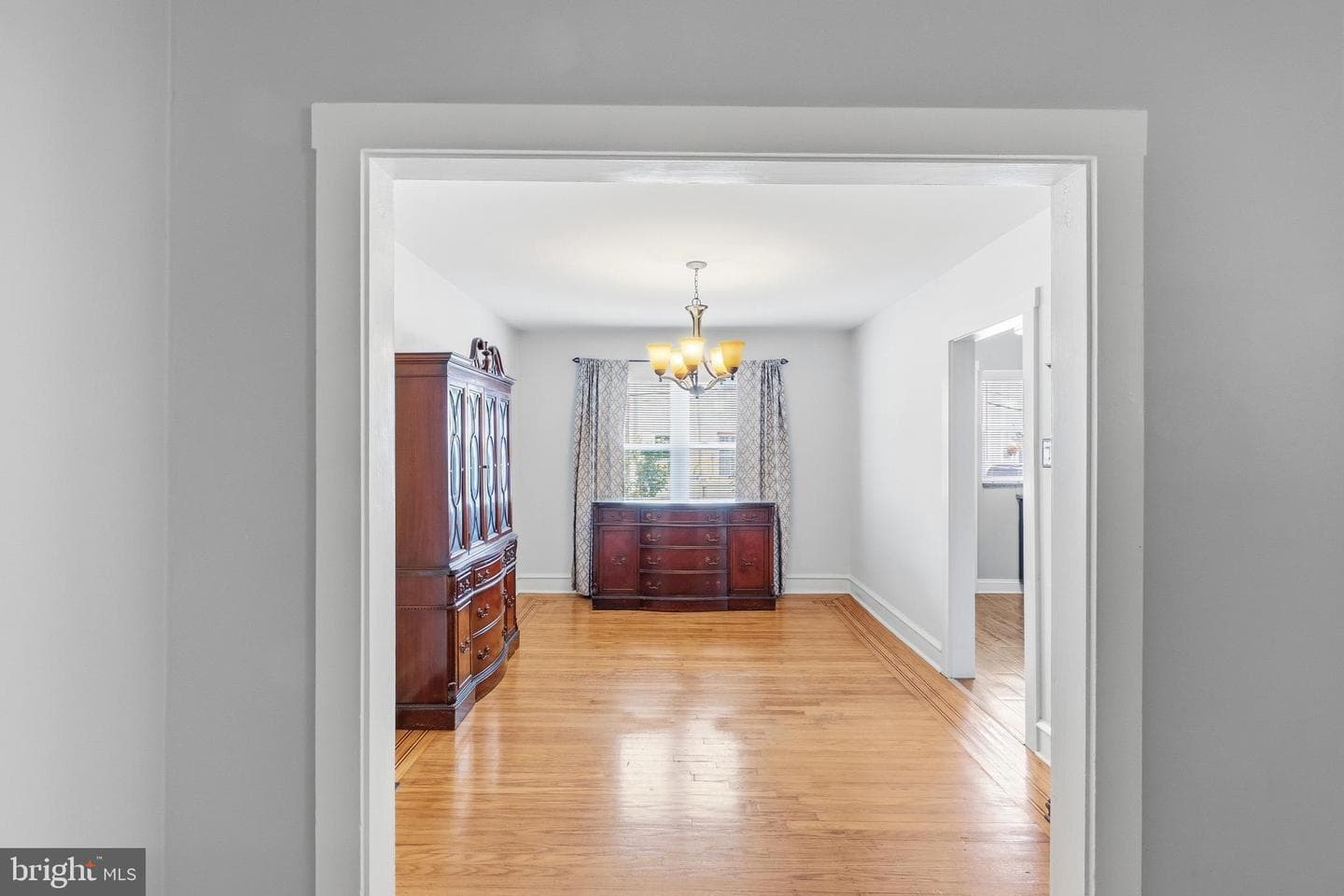 2737 S 12th Street photo 9