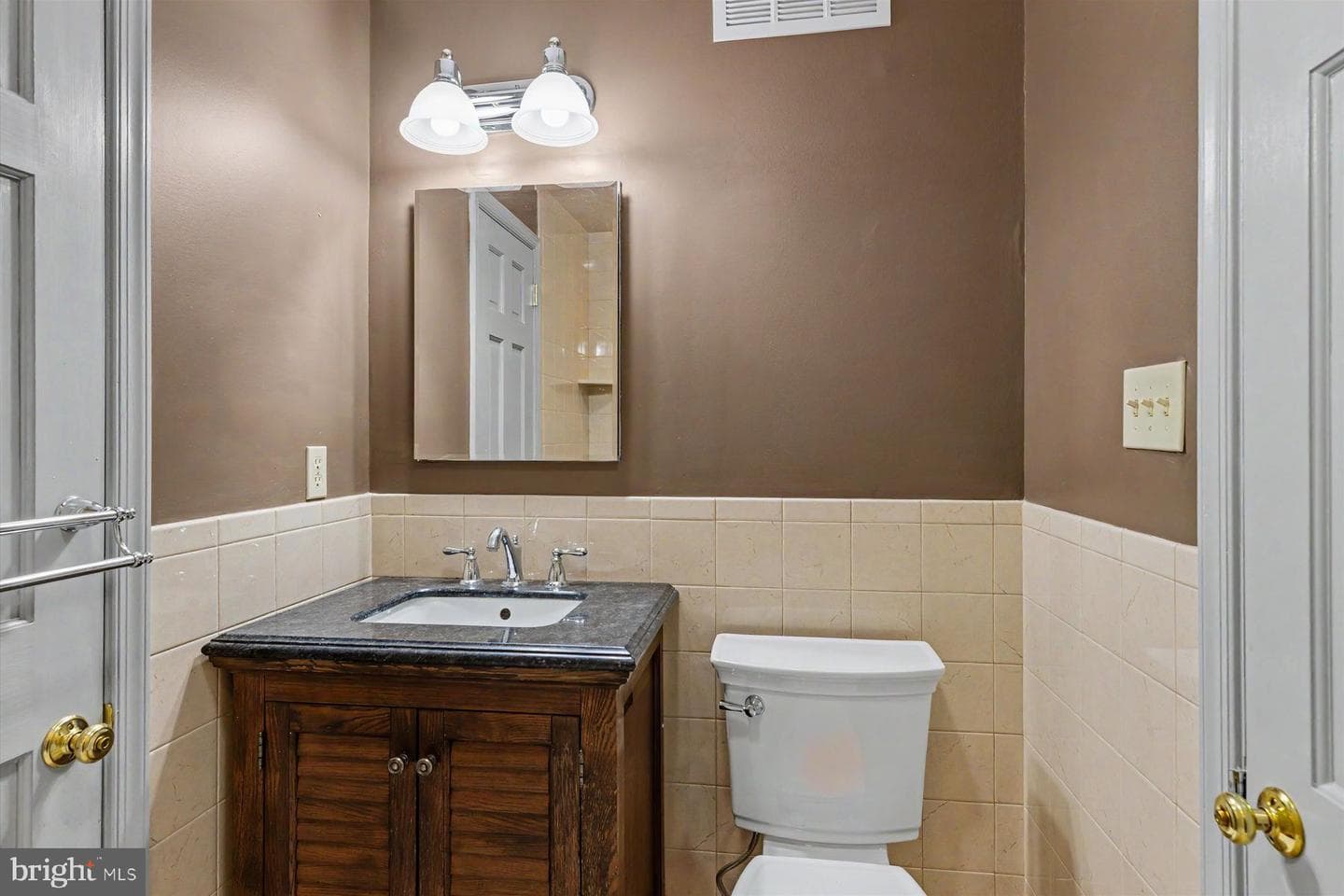 1806 Delancey Place photo 38