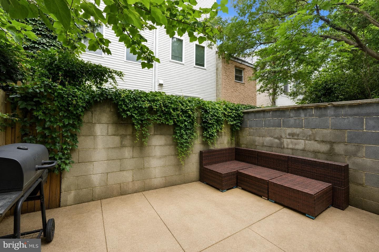 623 Mckean Street photo 26