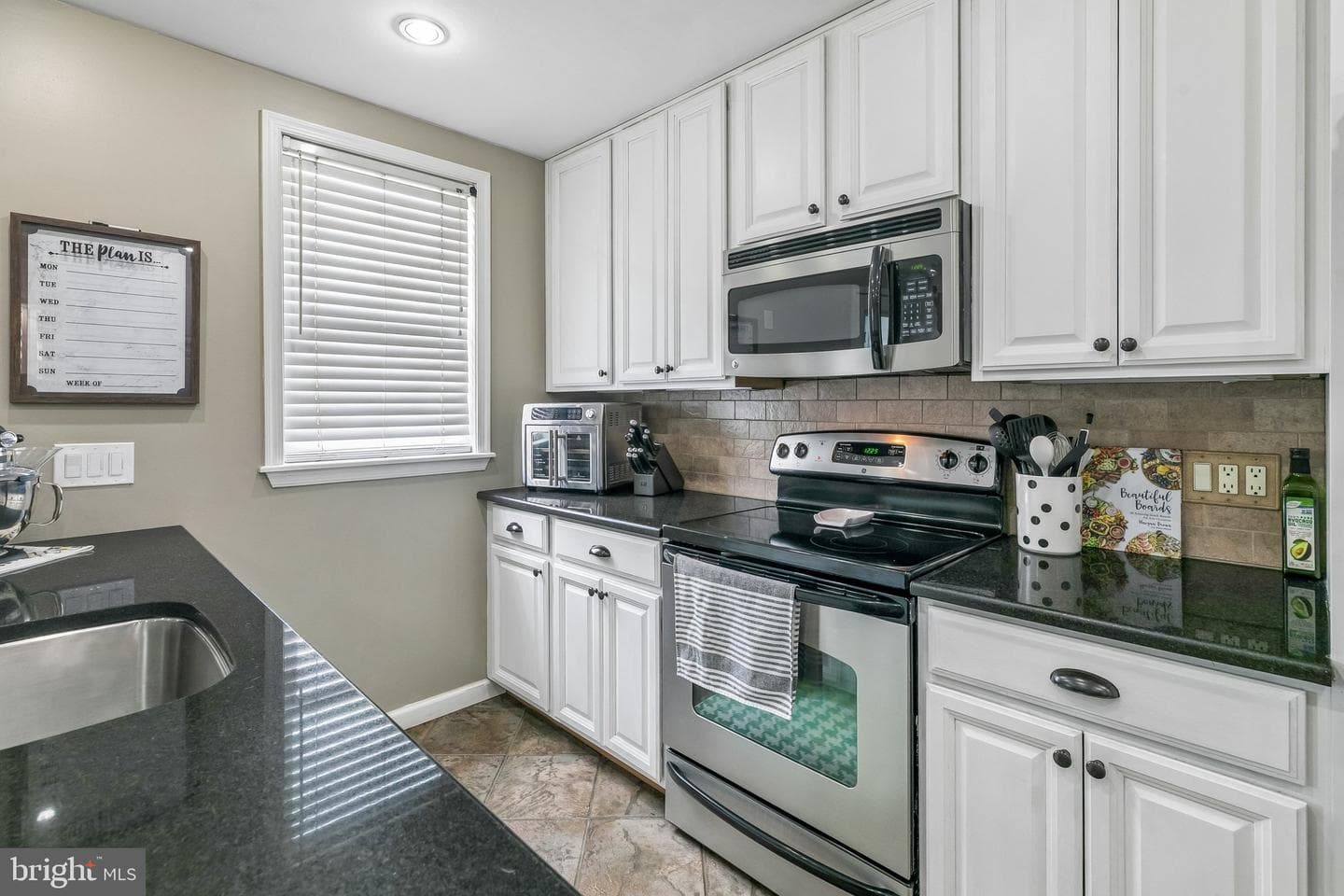 6126 Mulberry Street photo 23