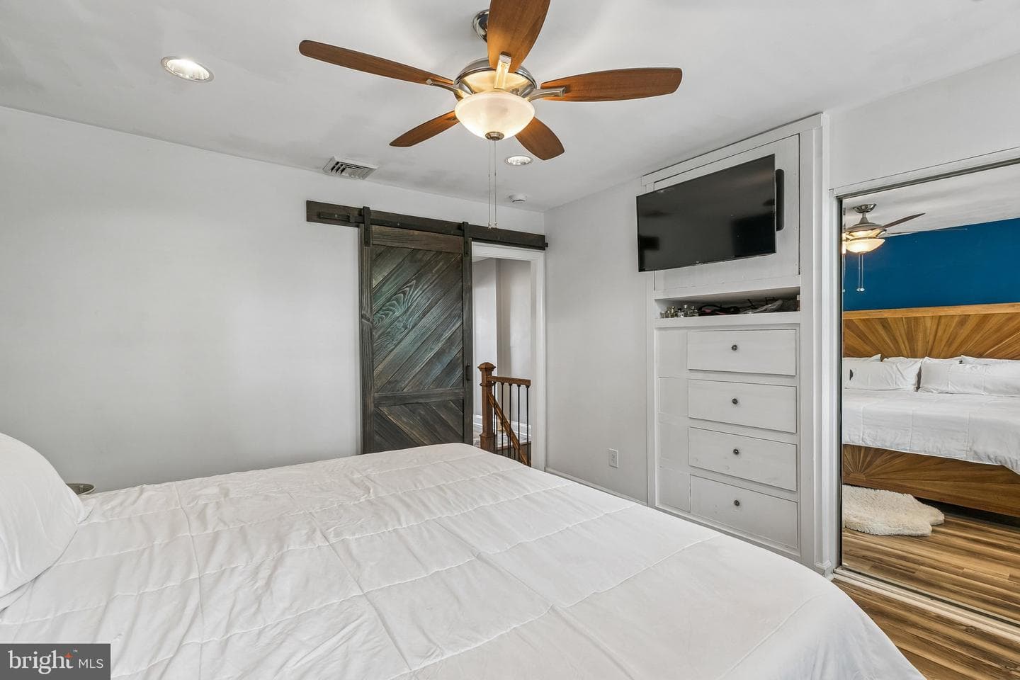 6126 Mulberry Street photo 30