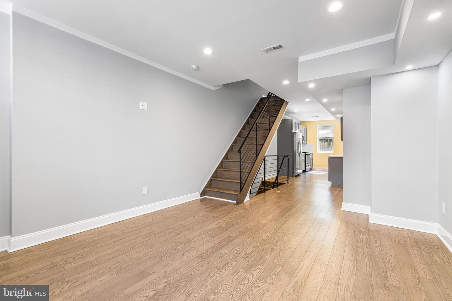 1141 S Dorrance Street photo 3