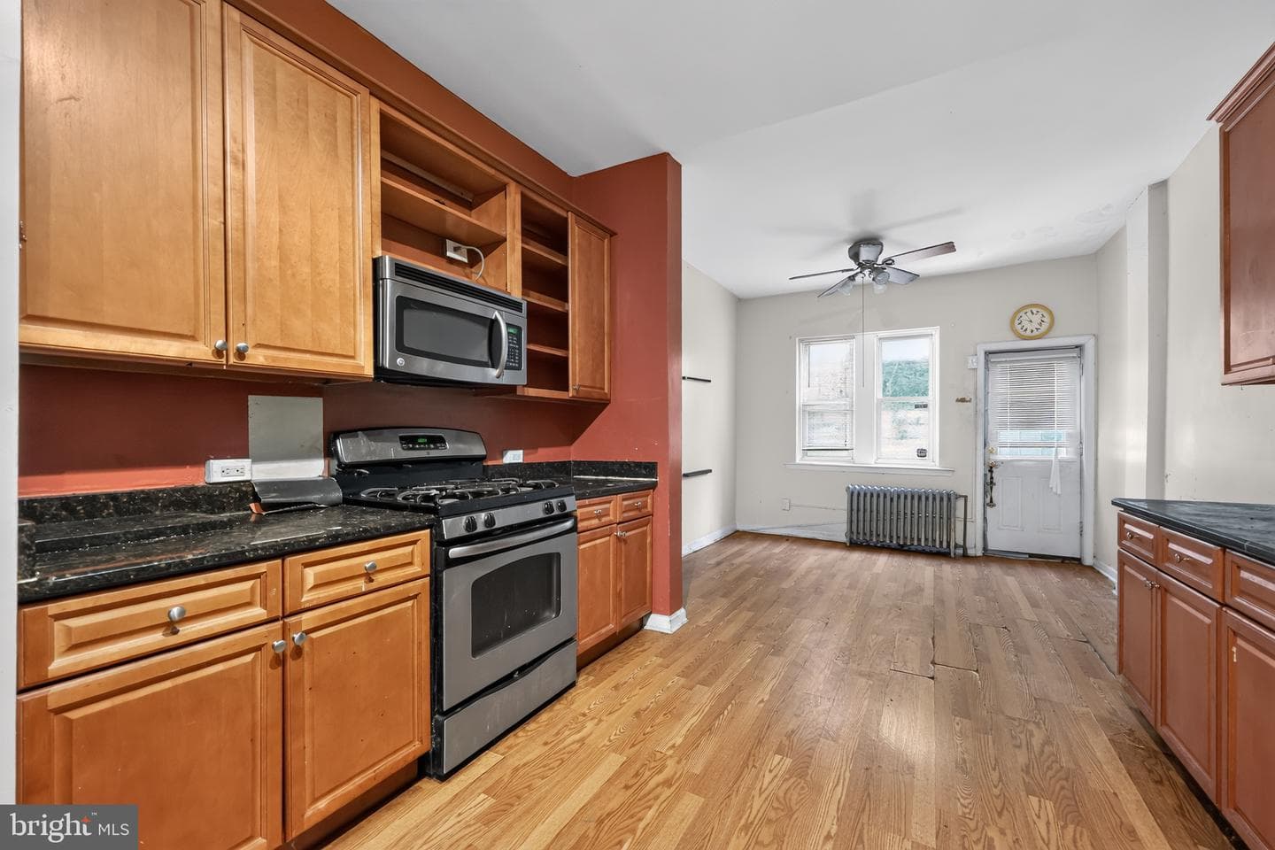 2019 Mifflin Street photo 10