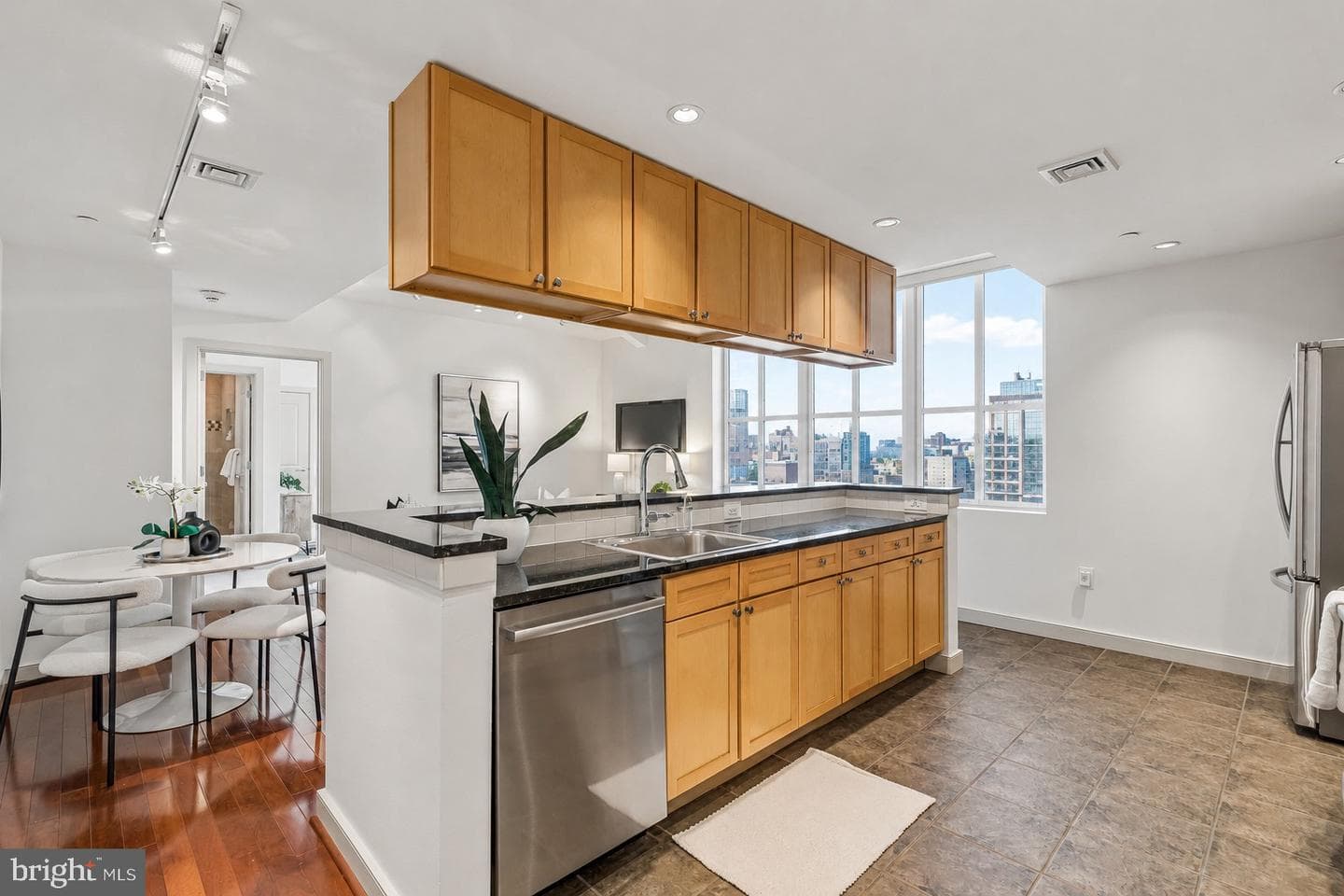 111 S 15th Street #2204 photo 11