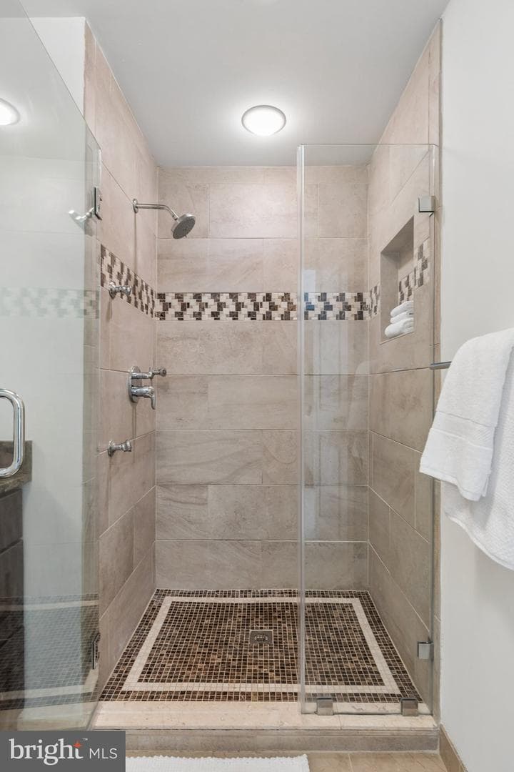 111 S 15th Street #2204 photo 21