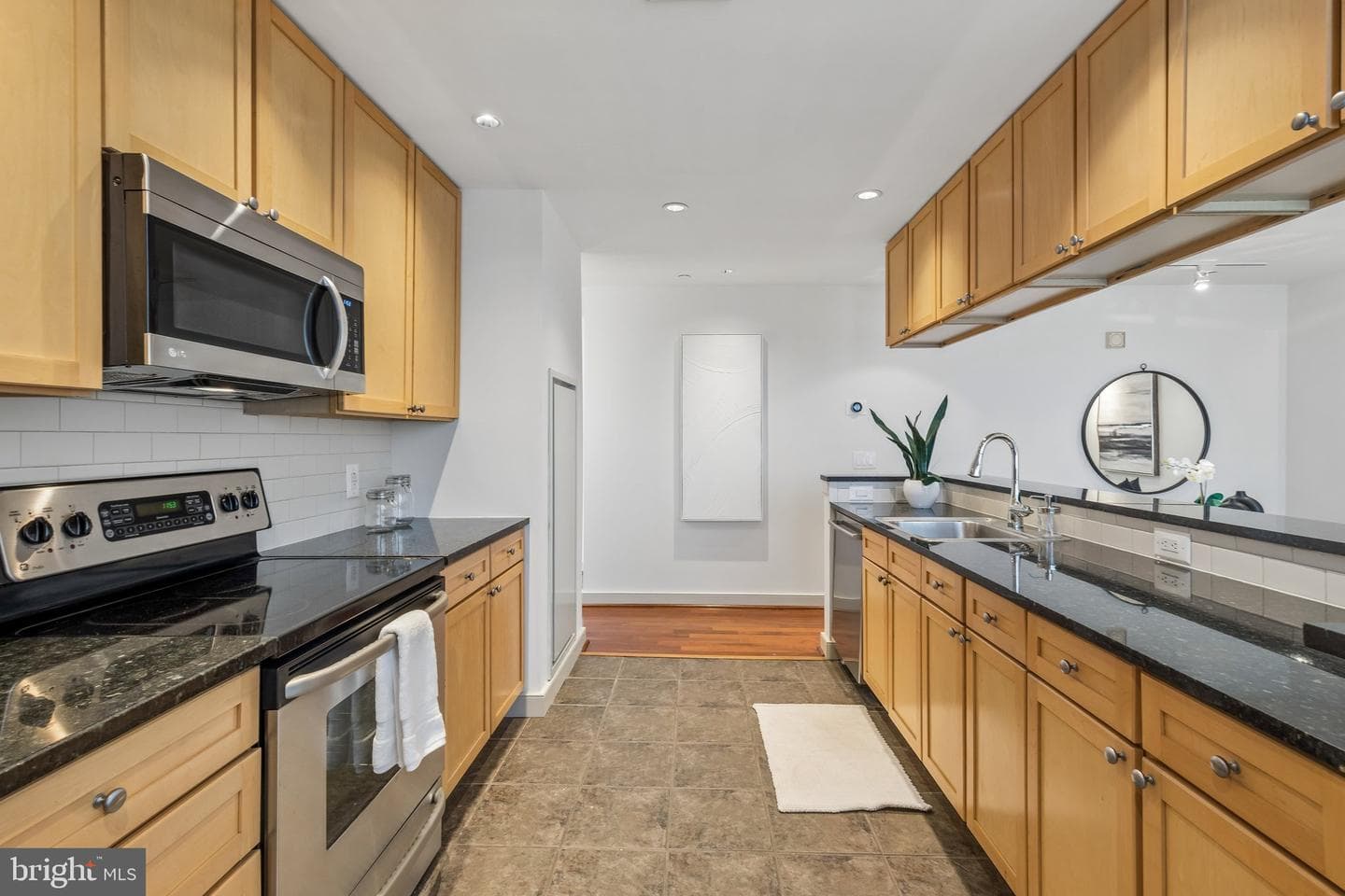 111 S 15th Street #2204 photo 9