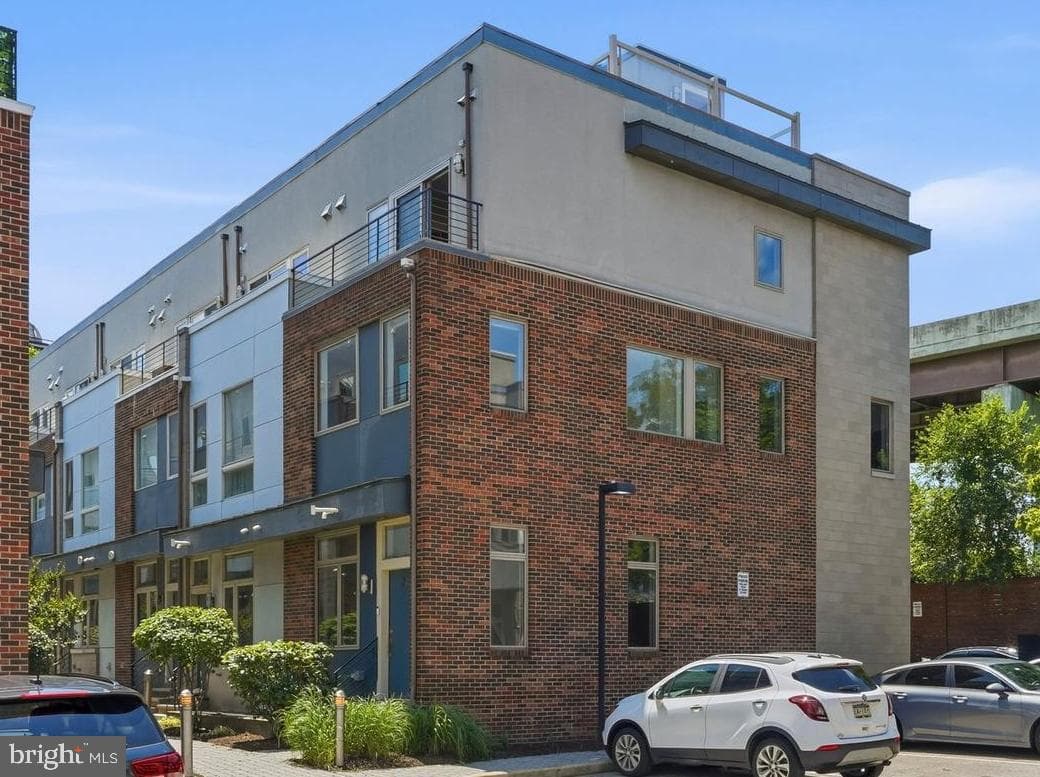 412 N Front St # 27, Philadelphia