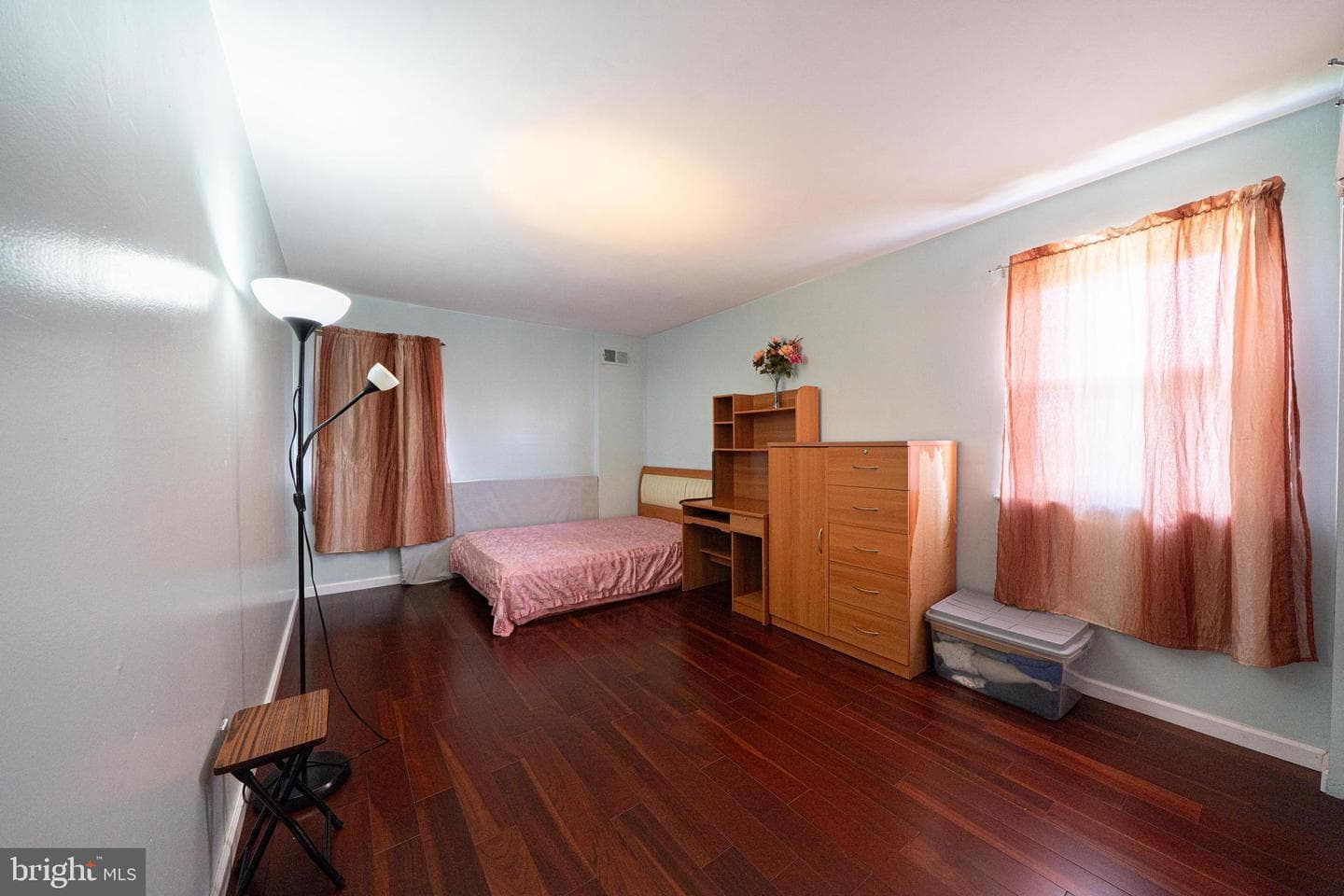 2225 Conwell Ave photo 12