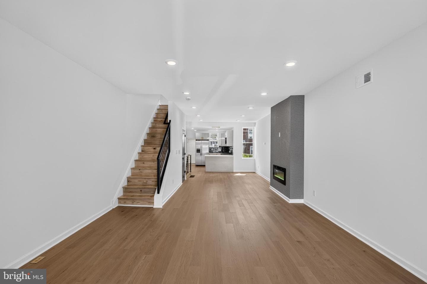 729 Wynnewood Road photo 6