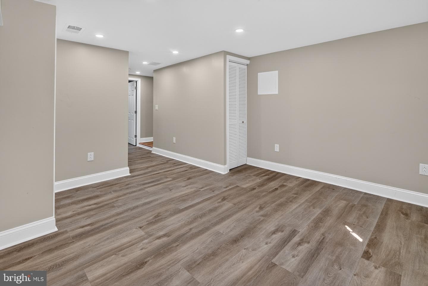 1217 S 58th Street photo 2