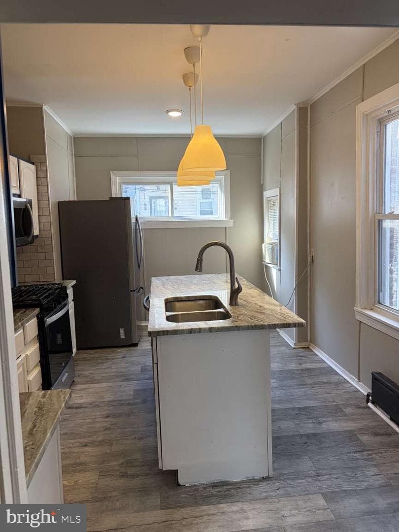 5107 Diamond Street photo 2