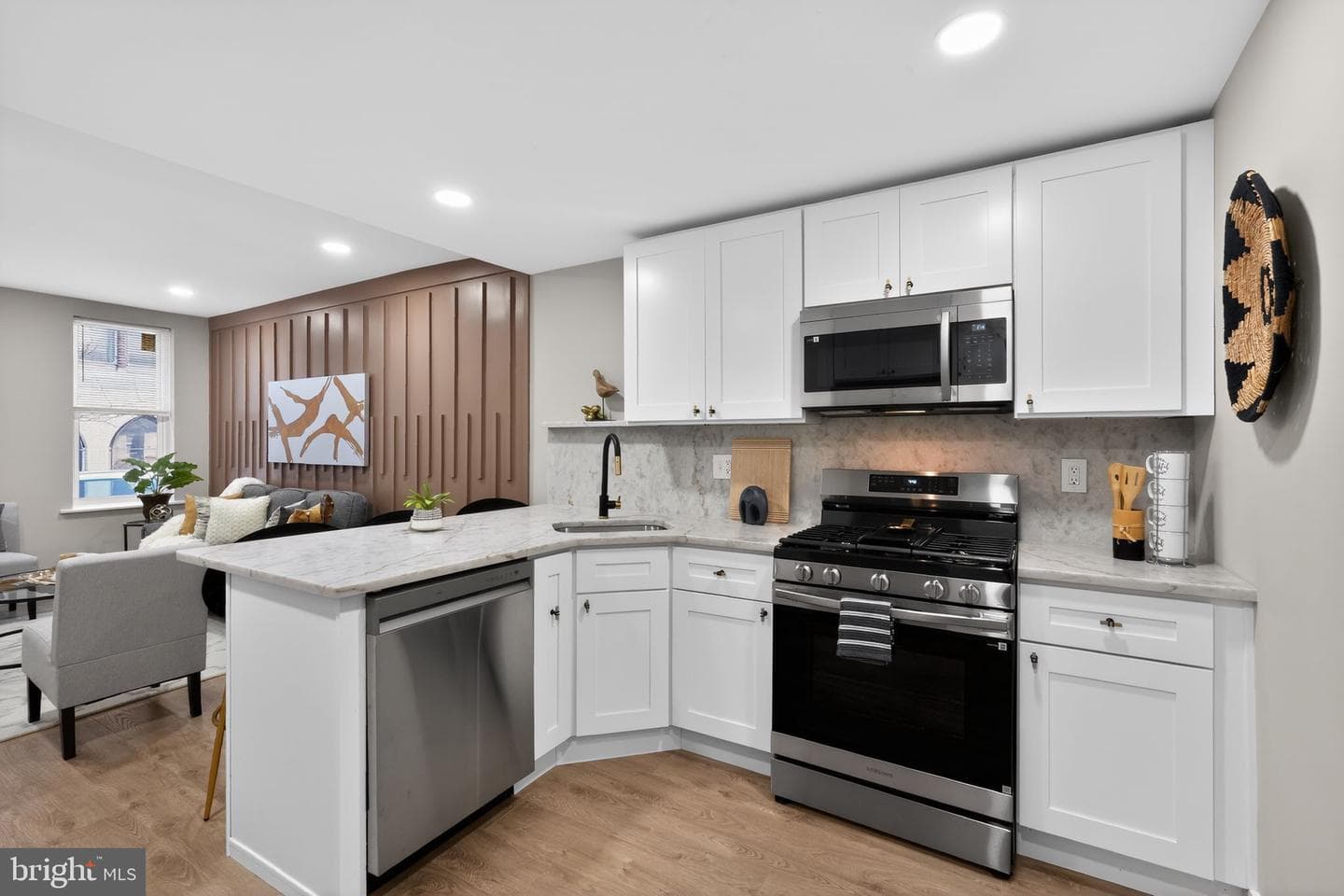 1537 Latona Street, Philadelphia